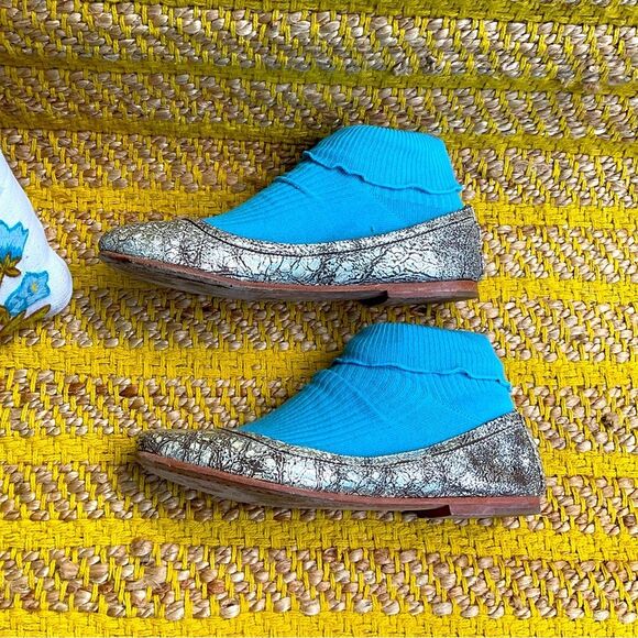 FRYE Carson Crackled Metallic Silver Ballet Flat Size 8.5 - Picture 4 of 6